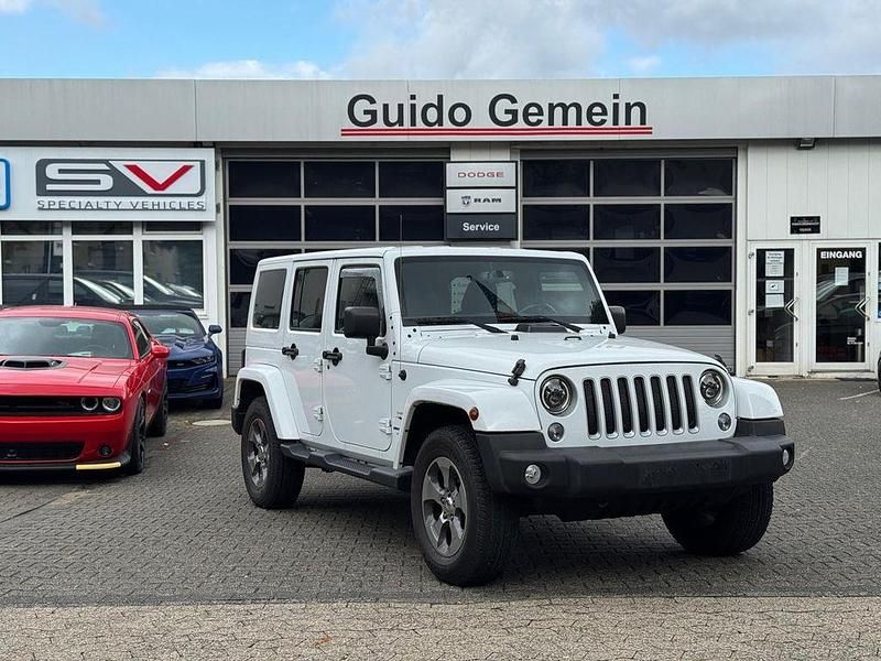Bright white clear coat Gebraucht 2018 Jeep Wrangler Unlimited Sahara SUV | 36.800 € (Guter Preis) - Bild 1/4