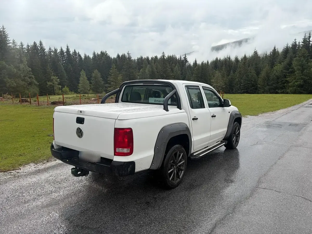 Gebraucht VW Amarok 140 PS (102 kW) 2015 Weiß Pickup