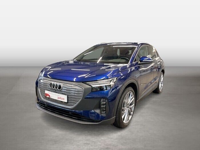 Navarrablau metallic Gebraucht 2024 Audi Q4 e-tron Ambiente SUV | 42.702 € (Guter Preis) - Bild 1/4