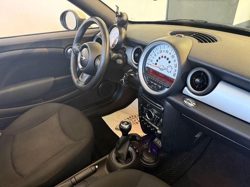 Gebraucht Mini Cooper Cabriolet 122 PS (89 kW) 2013 Weiß Cabrio