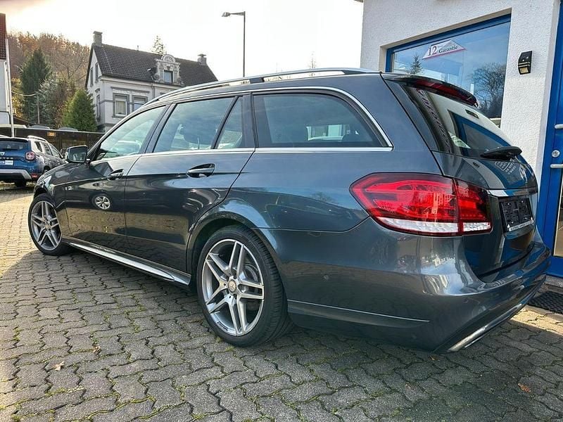 Gebraucht Mercedes E200 AMG 136 PS (100 kW) 2014 Grau Limousine
