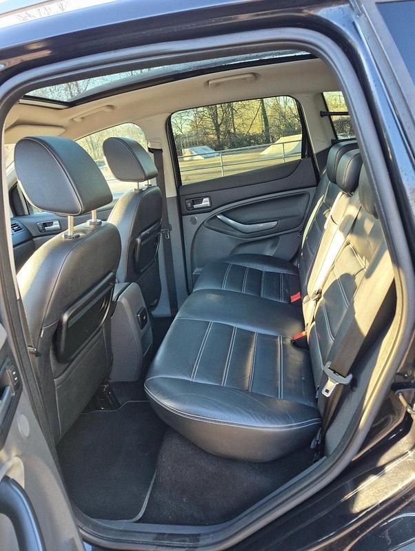 Gebraucht Ford Kuga 163 PS (119 kW) 2010 Schwarz SUV