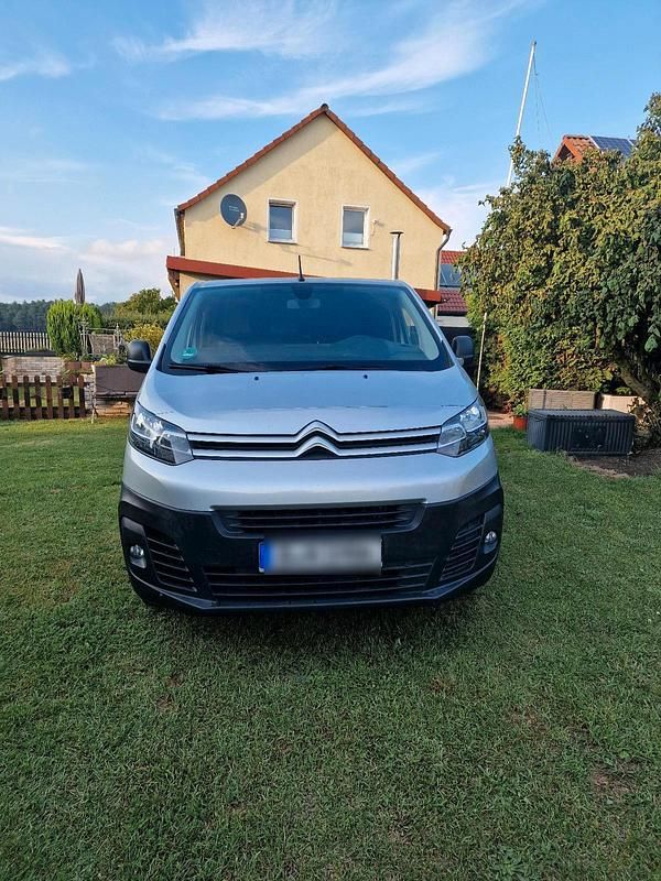Silber Gebraucht 2017 Citroën Jumpy Van | 14.500 € (Etwas zu teuer) - Bild 1/4
