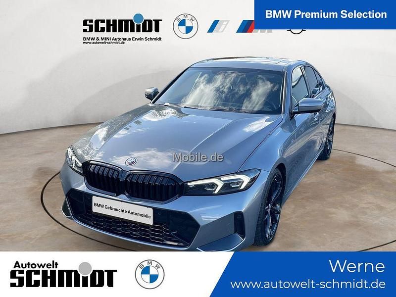 Grau Gebraucht 2022 BMW 330 M Sport Limousine | 46.190 € (Teuer) - Bild 1/3