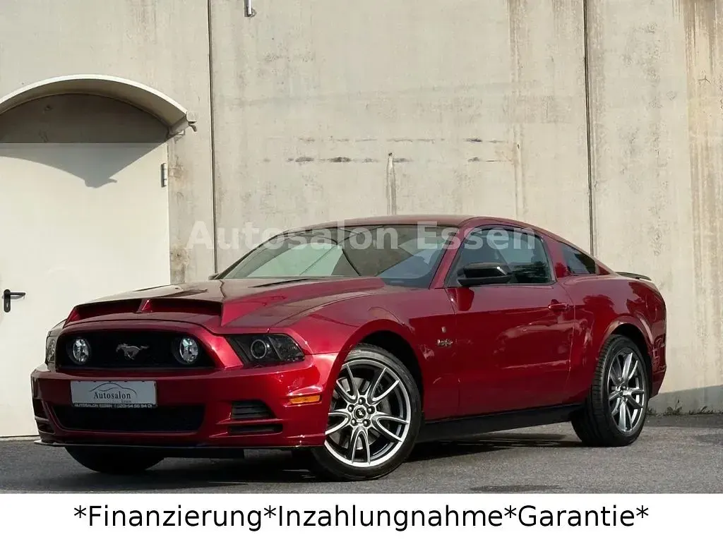 Gebraucht Ford Mustang GT 424 PS (311 kW) 2014 Rapid red / molten magenta Coupé