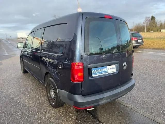 Usata VW Caddy 110 CV (80 kW) 2019 Blu Monovolume