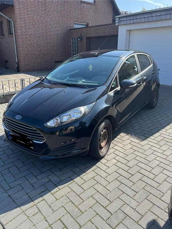 Schwarz Gebraucht 2014 Ford Fiesta Kleinwagen | 3.999 € - Bild 1/2