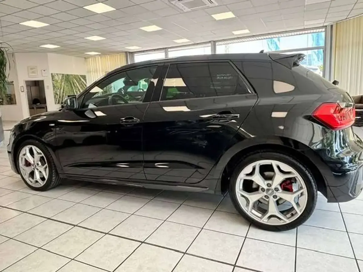 Gebraucht Audi A1 S-Line 200 PS (147 kW) 2019 Mythosschwarz metallic SUV