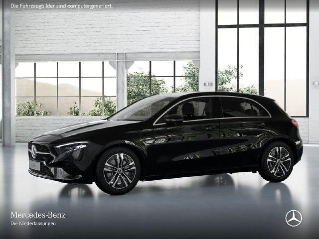 Schwarz Gebraucht 2024 Mercedes A220 Advanced Limousine | 32.490 € (Superpreis) - Bild 1/4