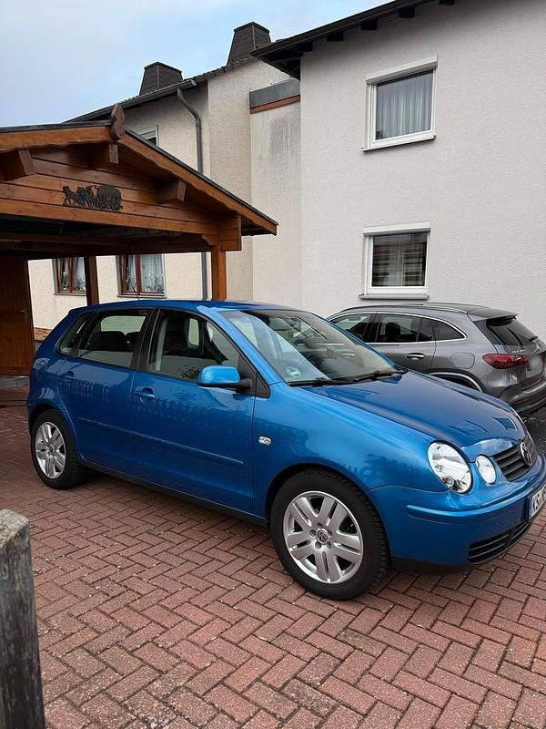 Gebraucht VW Polo Cricket 86 PS (63 kW) 2004 Blau Kleinwagen
