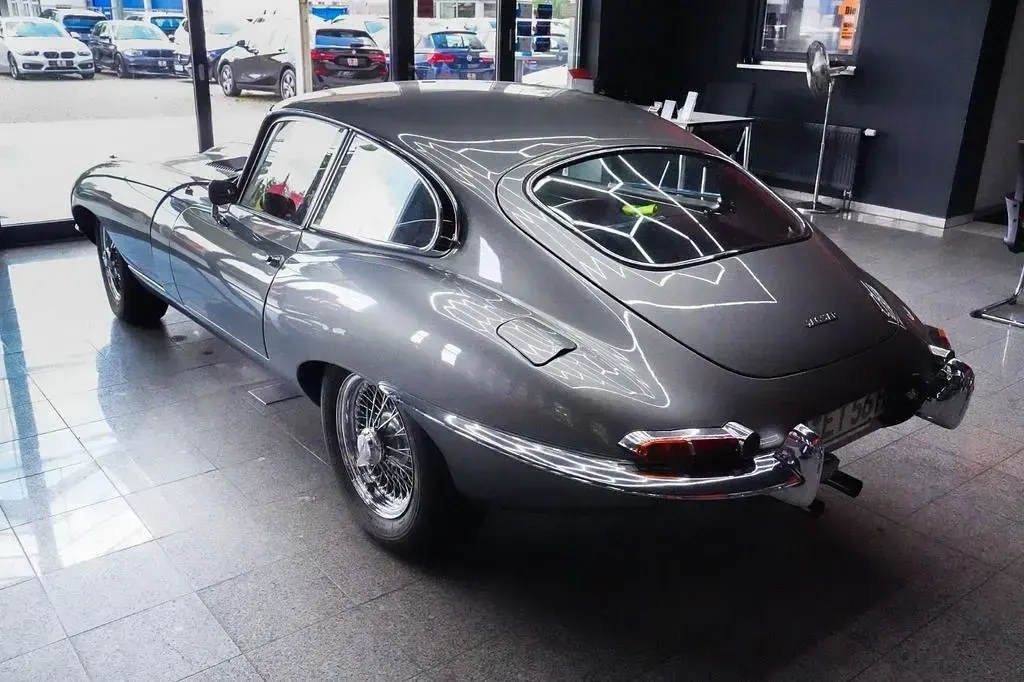 Gebraucht Jaguar E-Type 265 PS (194 kW) 1964 Grau Coupé