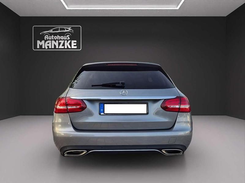 Gebraucht Mercedes C250 211 PS (155 kW) 2015 Palladiumsilber  metalliclack Kombi