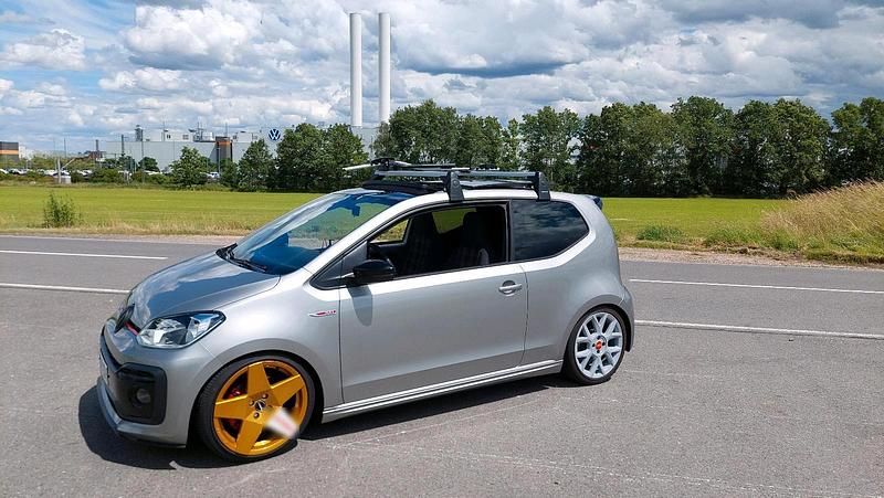 Gebraucht VW up! Beats 116 PS (85 kW) 2019 Silber Kleinwagen