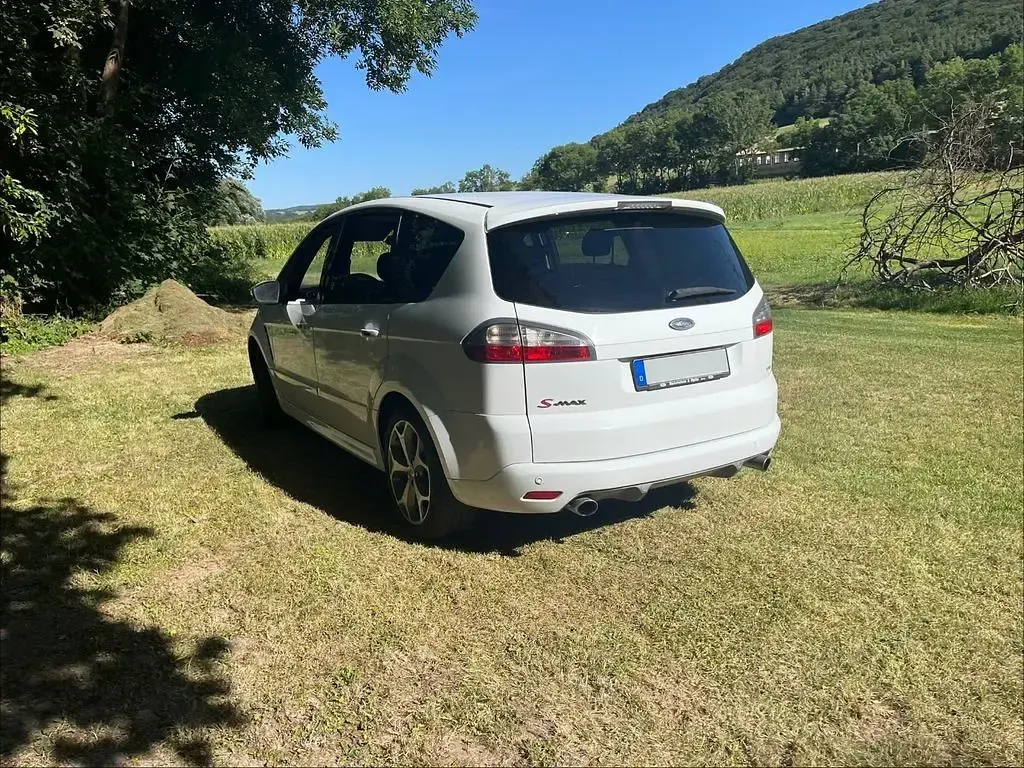 Gebraucht Ford S-MAX Titanium S 175 PS (128 kW) 2010 Weiß Van / Kleinbus