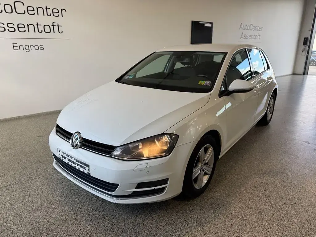 Gebraucht VW Golf VII Highline 140 PS (102 kW) 2013 Weiß Limousine