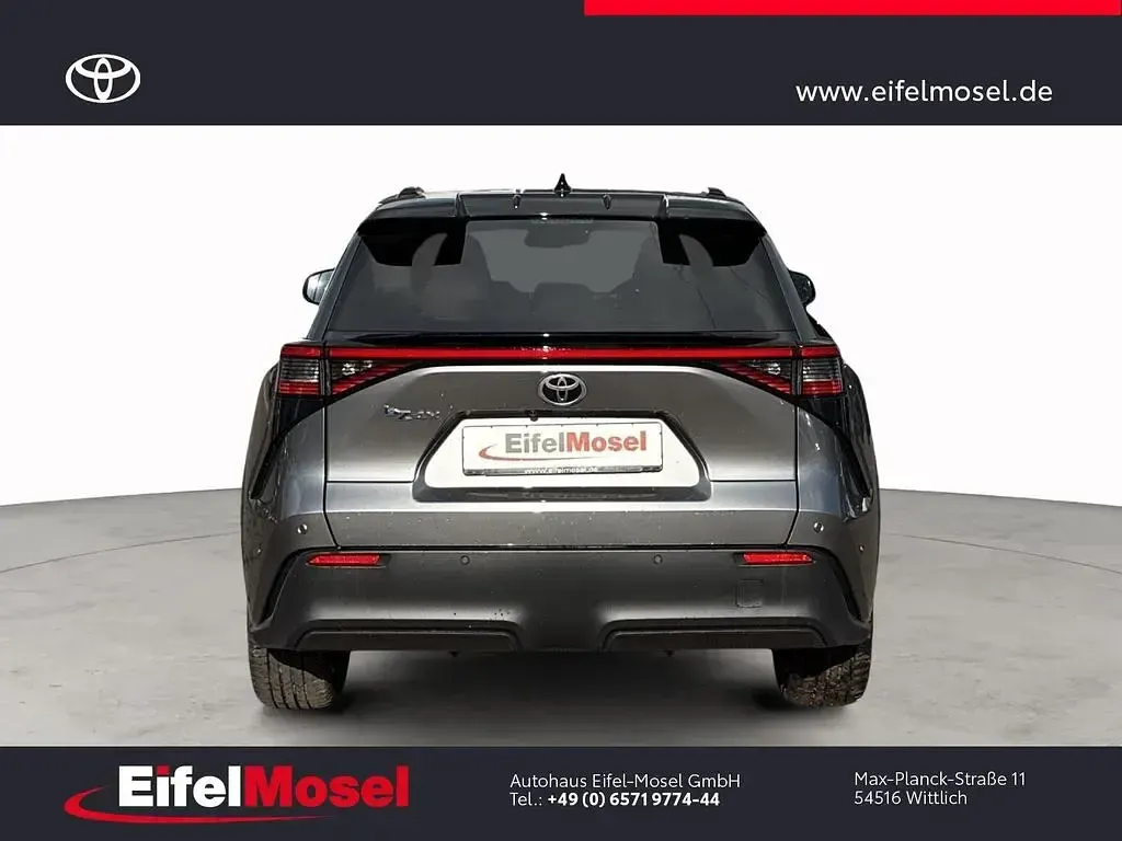 Gebraucht Toyota bZ4X Lounge 150 kW (204 PS) 2025 Grau SUV