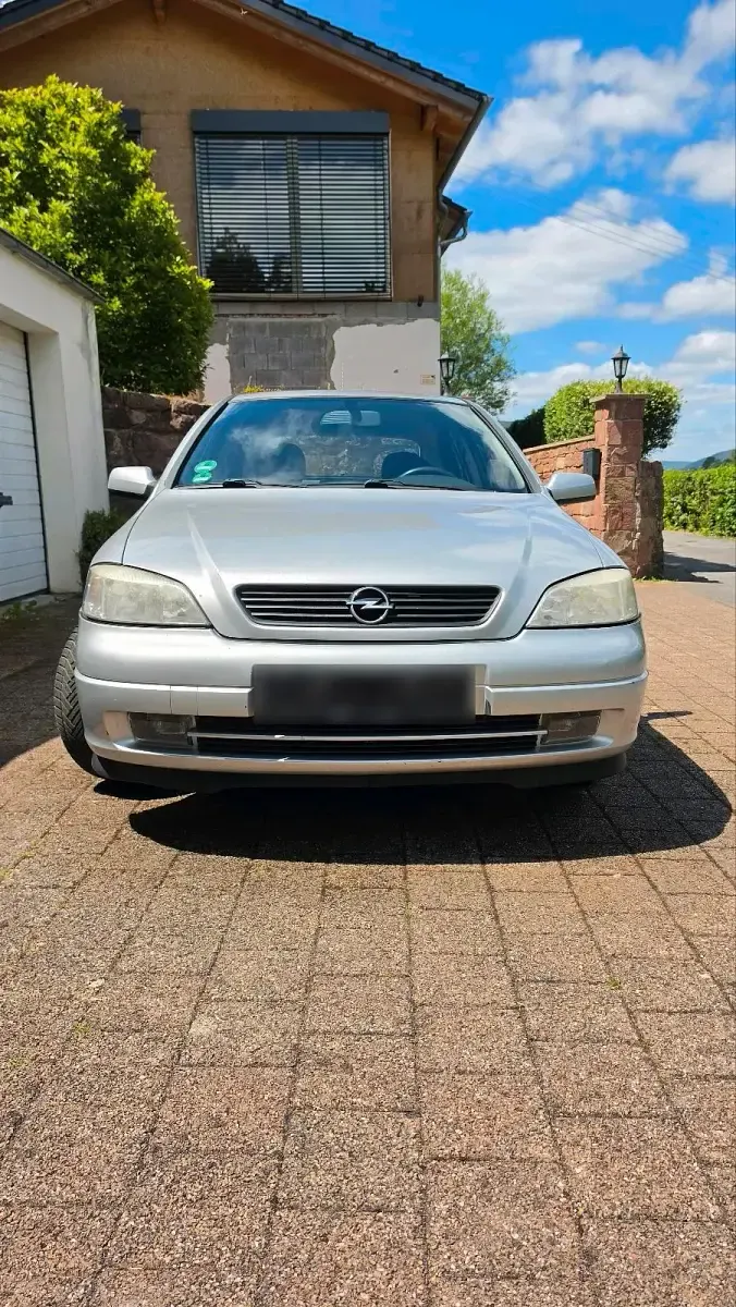 Gebraucht Opel Astra Classic 101 PS (74 kW) 2001 Grau Limousine