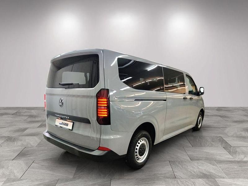 Gebraucht VW Transporter 110 PS (80 kW) 2025 Grau Van