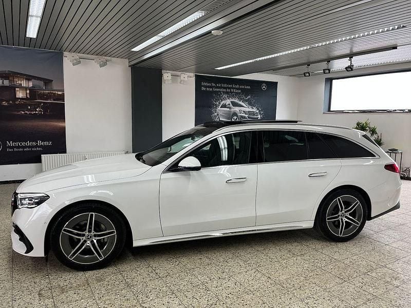 Gebraucht Mercedes E220 AMG line 197 PS (144 kW) 2025 Weiß Limousine