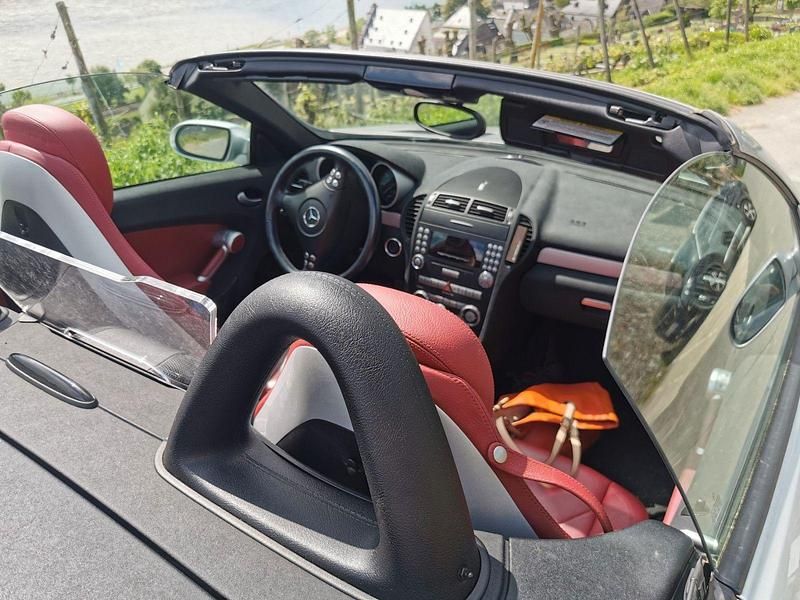 Gebraucht Mercedes SLK200 163 PS (119 kW) 2005 Silber Cabrio