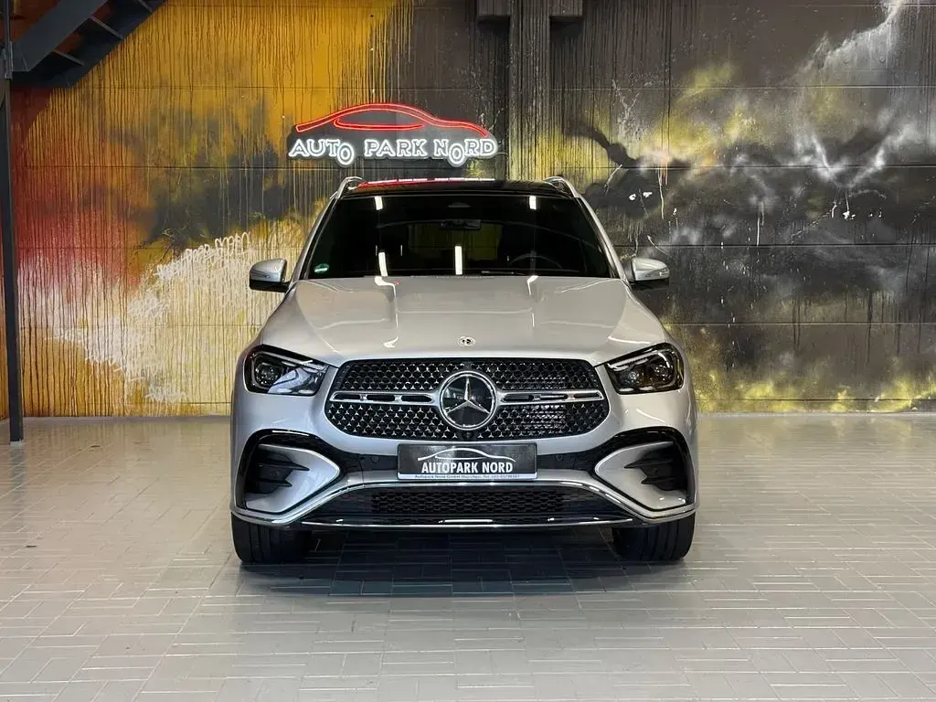 Gebraucht Mercedes GLE450 AMG line 367 PS (269 kW) 2024 Silber SUV