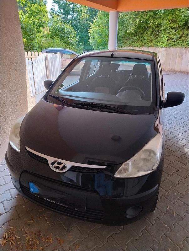 Schwarz Gebraucht 2009 Hyundai i10 Kleinwagen | 2.050 € (Fairer Preis) - Bild 1/4