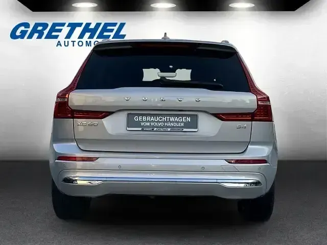 Brugt Volvo XC60 Plus 197 HK (144 kW) 2022 Sølv SUV
