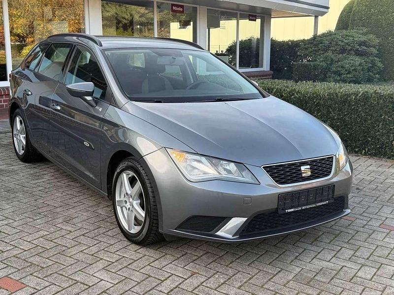 Gebraucht Seat Leon Reference 110 PS (80 kW) 2015 Grau Kombi