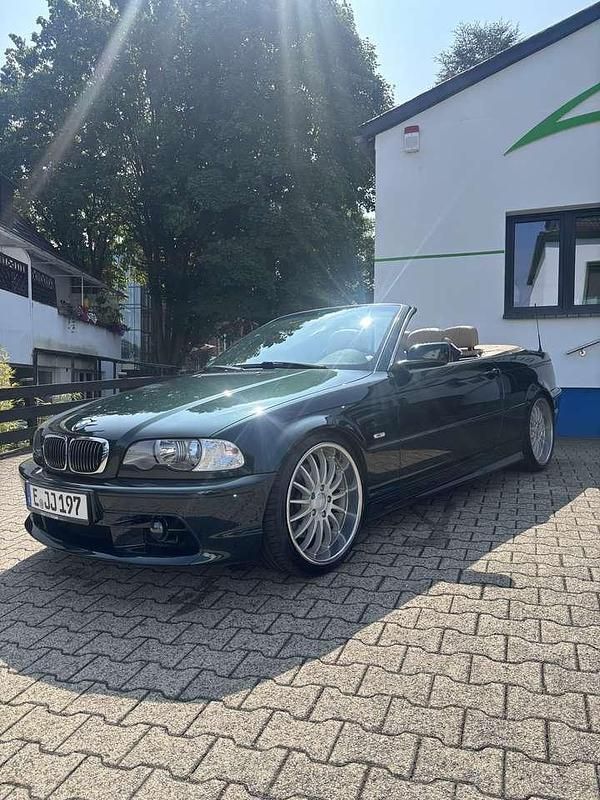 Gebraucht 2001 BMW 330 Cabriolet Cabrio | 15.400 € (Fairer Preis) - Bild 1/4