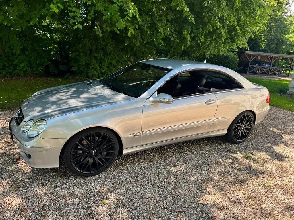 Gebraucht Mercedes 320 224 PS (164 kW) 2007 Silber Coupé