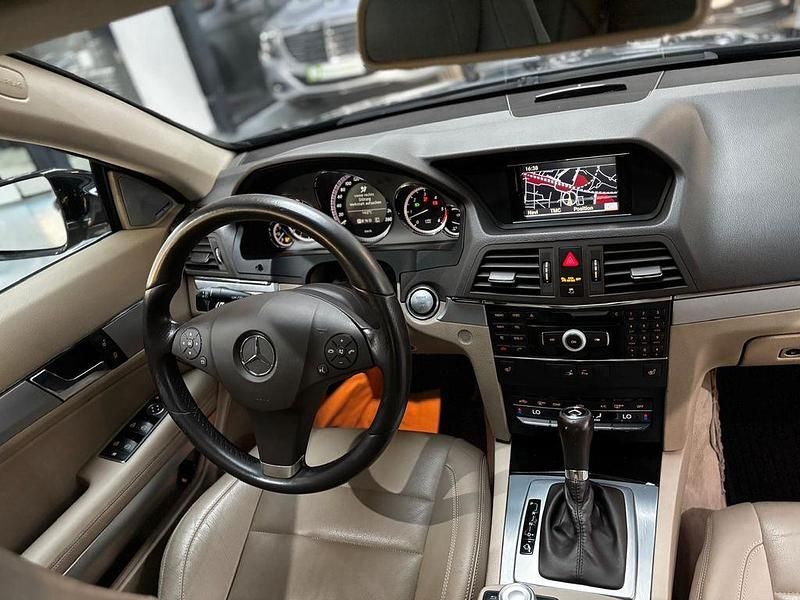 Gebraucht Mercedes E350 231 PS (169 kW) 2009 Schwarz Coupé