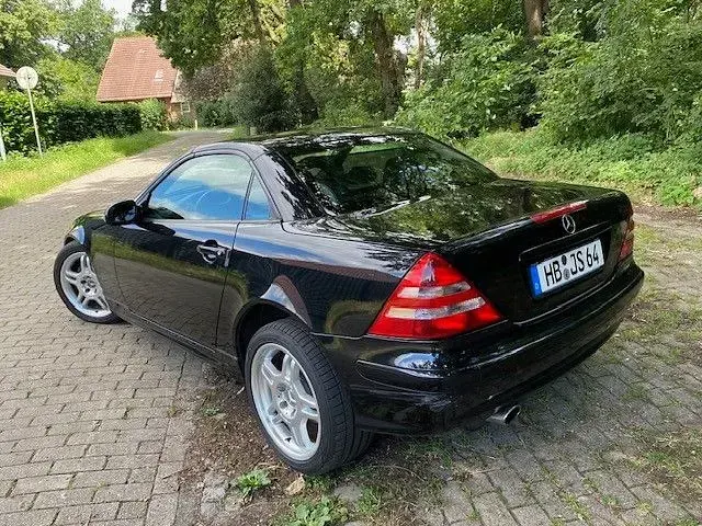 Gebraucht Mercedes SLK200 163 PS (119 kW) 2000 Schwarz Cabrio