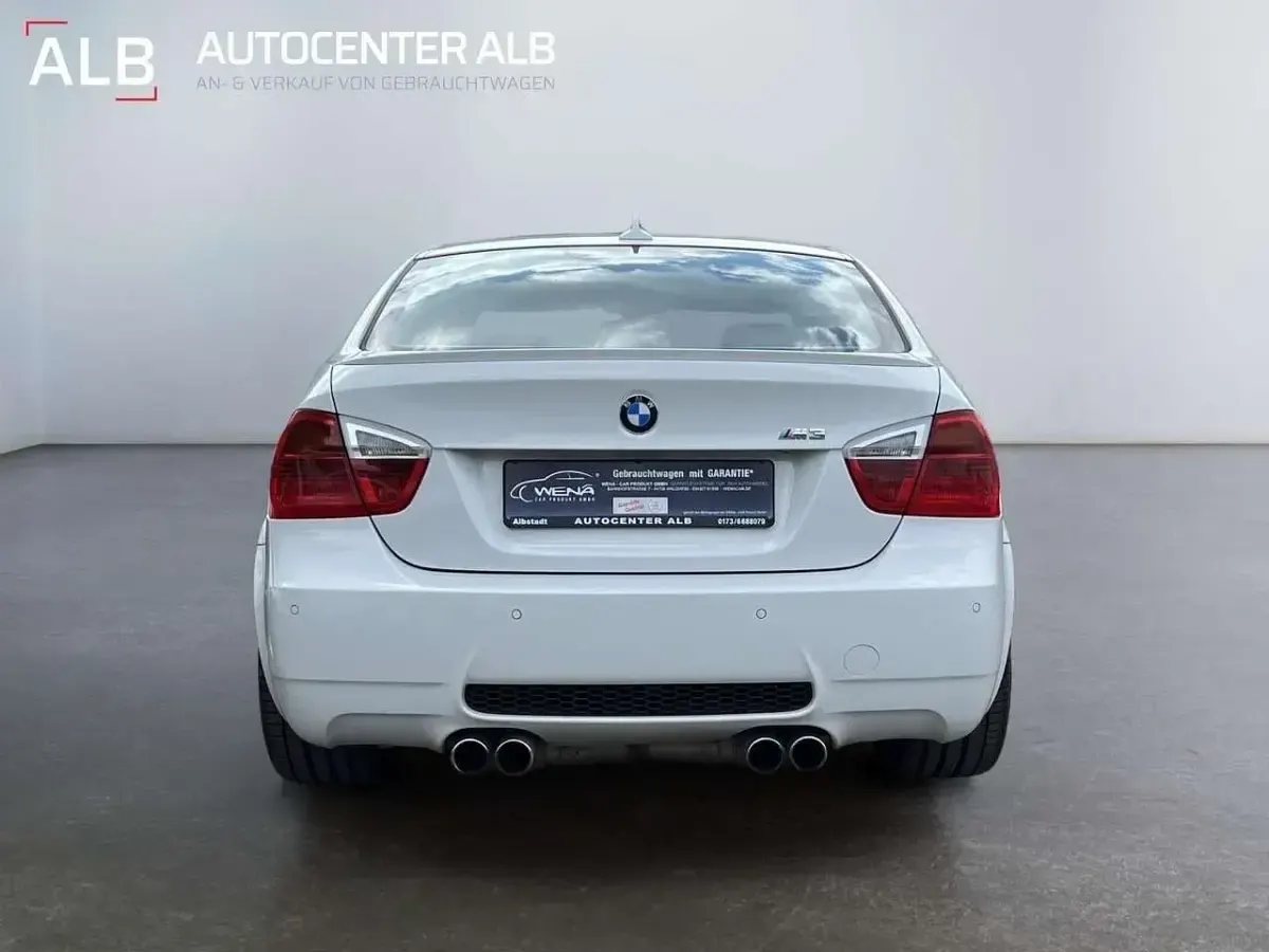 Używany BMW M3 Basis 420 KM (308 kW) 2008 Biały Sedan/Limuzyna