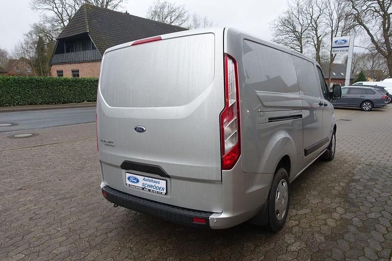 Gebraucht Ford Transit Custom Trend 131 PS (96 kW) 2022 Silber Van / Kleinbus