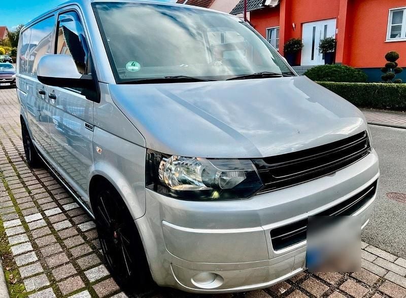Gebraucht VW T5 140 PS (102 kW) 2010 Silber Van