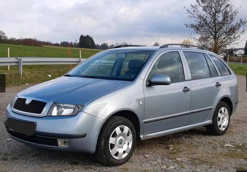 Blau Gebraucht 2003 Skoda Fabia Kombi | 450 € (Guter Preis) - Bild 1/4