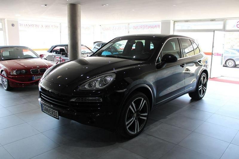 Gebraucht Porsche Cayenne Turbo 245 PS (180 kW) 2012 Schwarz SUV