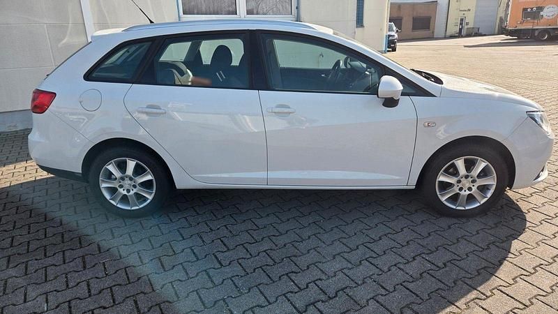 Gebraucht Seat Ibiza ST Style 90 PS (66 kW) 2014 Weiß Kombi