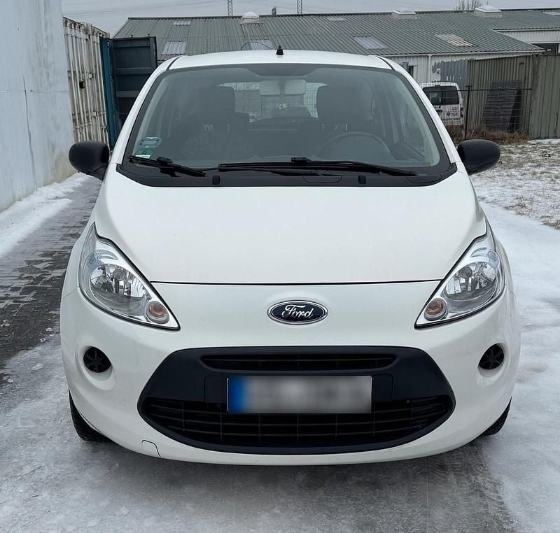Gebraucht Ford Ka 69 PS (50 kW) 2014 Weiß Kleinwagen
