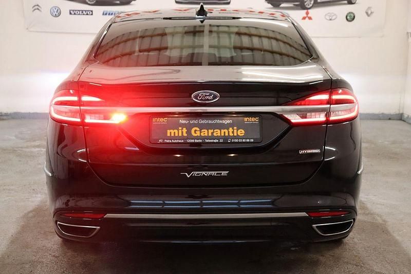 Gebraucht Ford Mondeo Vignale 188 PS (138 kW) 2022 Schwarz Limousine