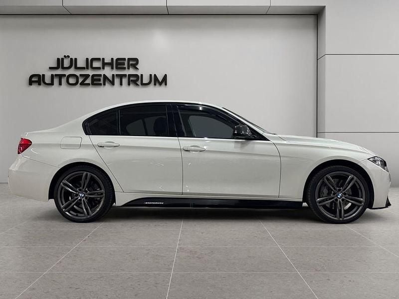 Gebraucht BMW 330 M Sport 252 PS (185 kW) 2018 Weiß Limousine