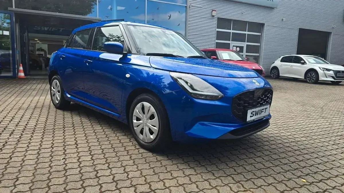 Neu Suzuki Swift Club 82 PS (60 kW) 2026 Blau Kleinwagen