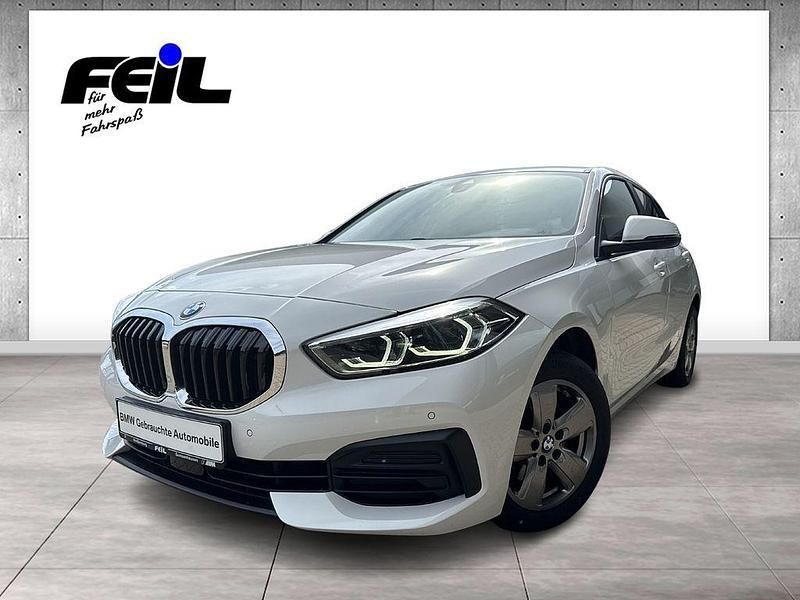 Weiß Gebraucht 2022 BMW 118 Advantage Kleinwagen | 22.380 € (Fairer Preis) - Bild 1/4