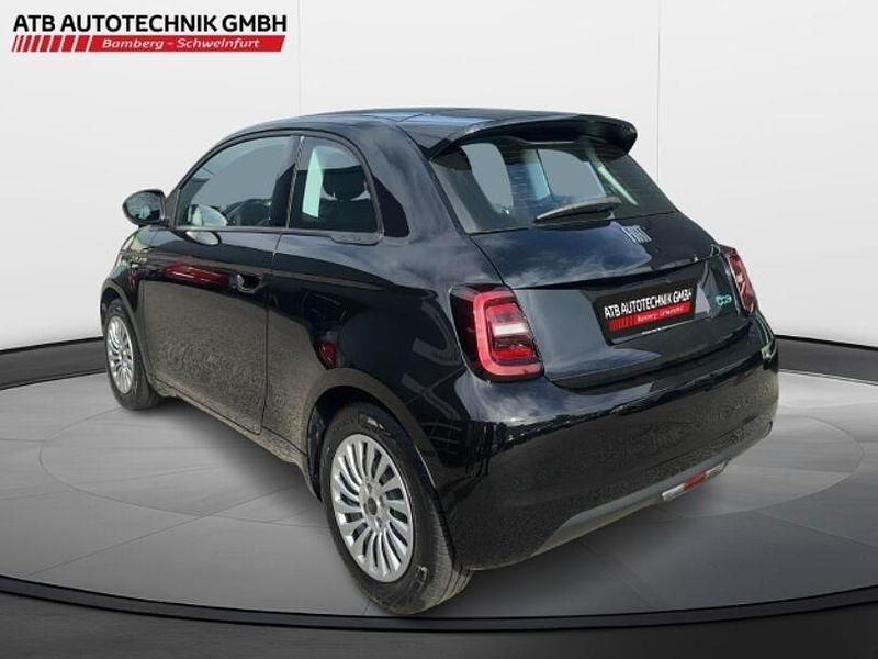 Gebraucht Fiat 500e 86 kW (118 PS) 2023 Schwarz Kleinwagen
