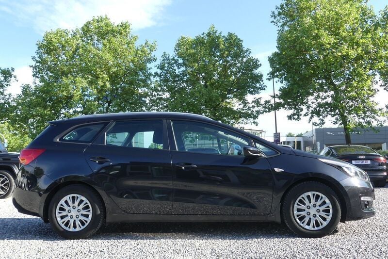 Gebraucht Kia Ceed 99 PS (72 kW) 2018 Schwarz Kleinwagen