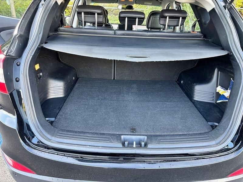 Gebraucht Hyundai ix35 Trend 116 PS (85 kW) 2015 Schwarz SUV