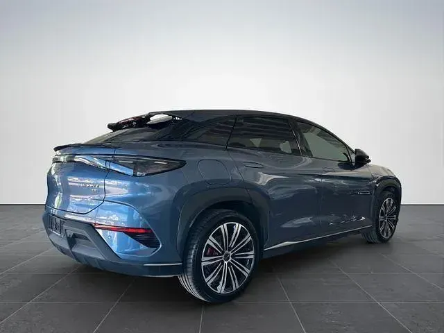Ny BYD Sealion 7 389 kW (530 HK) 2025 Grå SUV