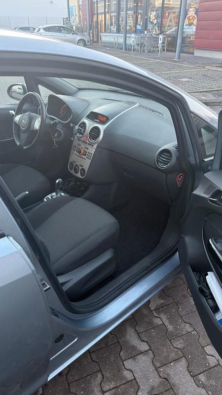 Gebraucht Opel Corsa S 89 PS (65 kW) 2009 Grau Kleinwagen