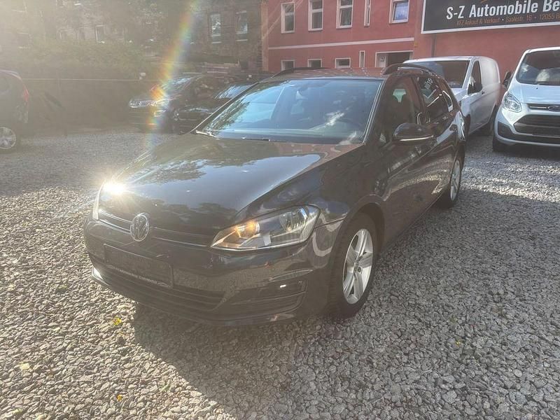 Grau Gebraucht 2014 VW Golf VII Comfortline Kombi | 6.850 € (Fairer Preis) - Bild 1/4