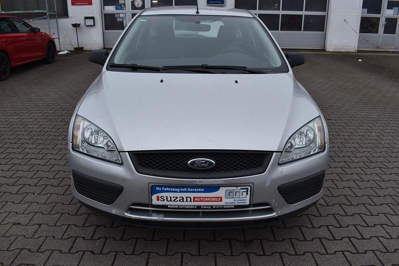 Gebraucht Ford Focus 116 PS (85 kW) 2006 Silber Kombi